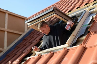 Pose de fenêtres de toit Velux à Nampont